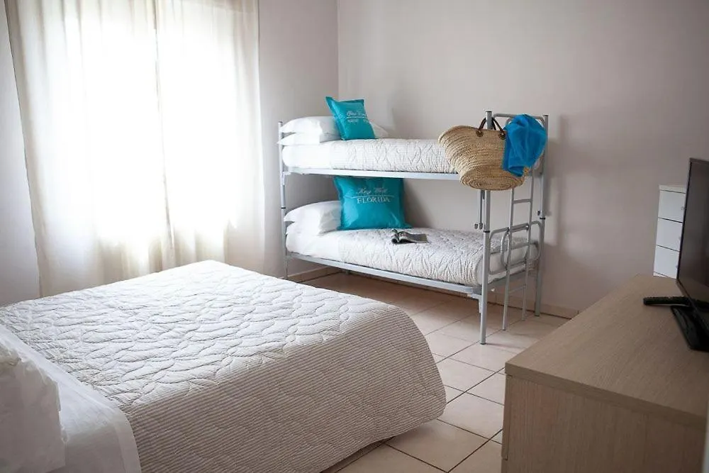 Trilocale Luna Riccione 0*,  Italia